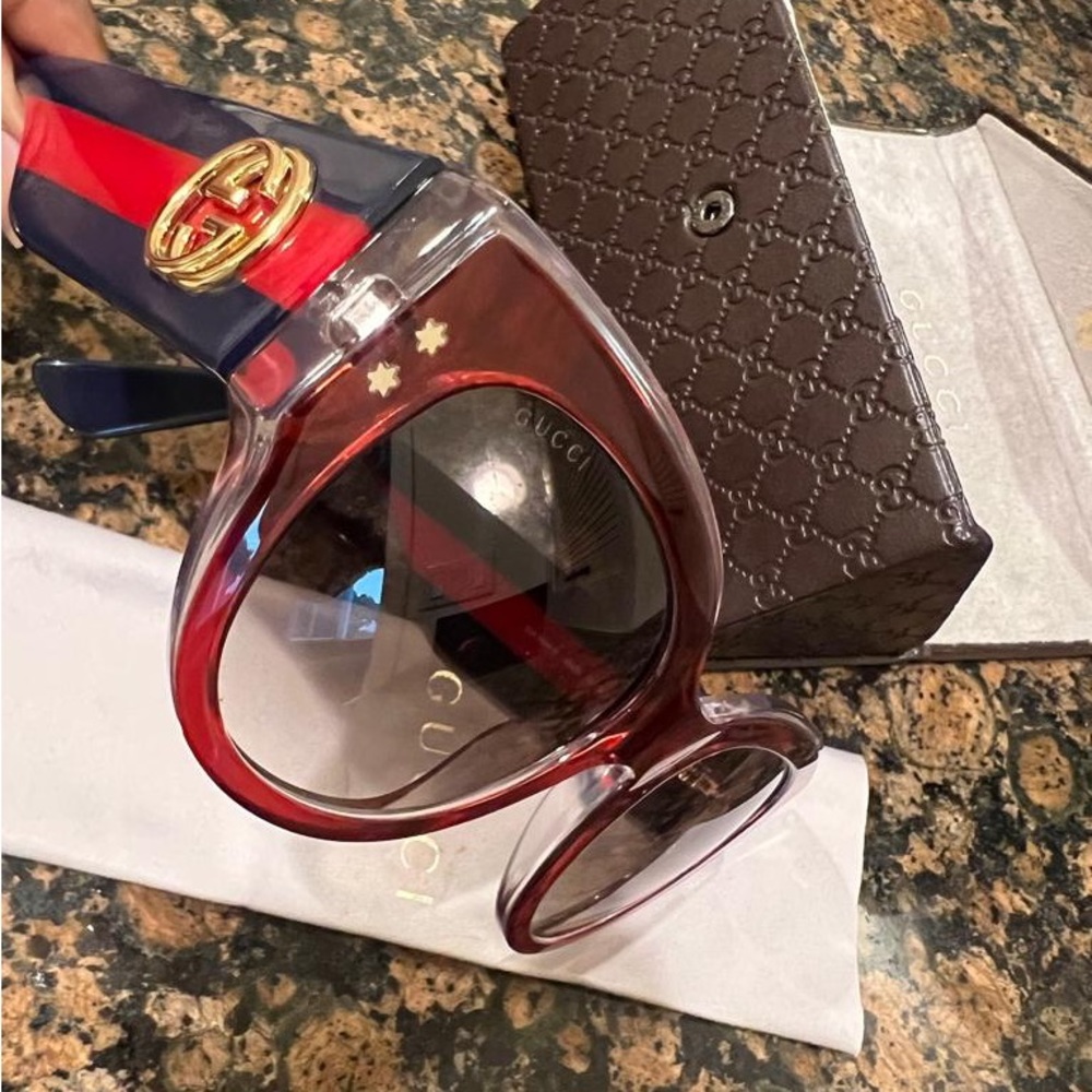 Gucci ✨ cat-eye sunglasses